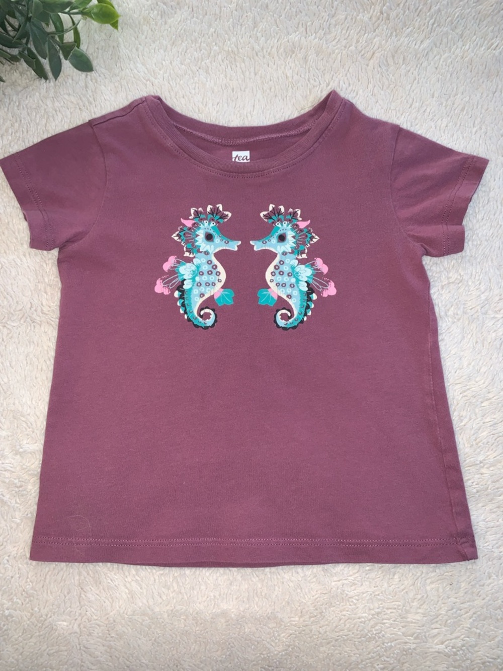 Tea Collection Seahorse Top 2 Purple Short Sleeve Shirt EUC